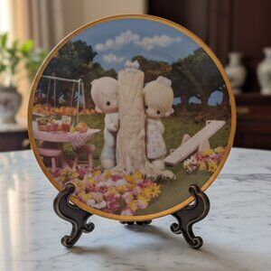 Vintage Precious Moments Collector Plate Love One Another Garden Scene Gold Trim